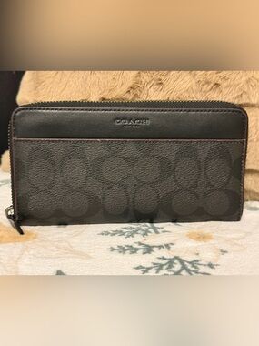 🔥 COACH Signature Canvas Accordion Zip Wallet - Charcoal/Black